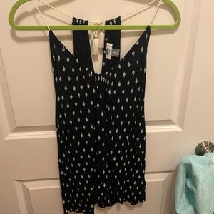 Women’s old navy tank top